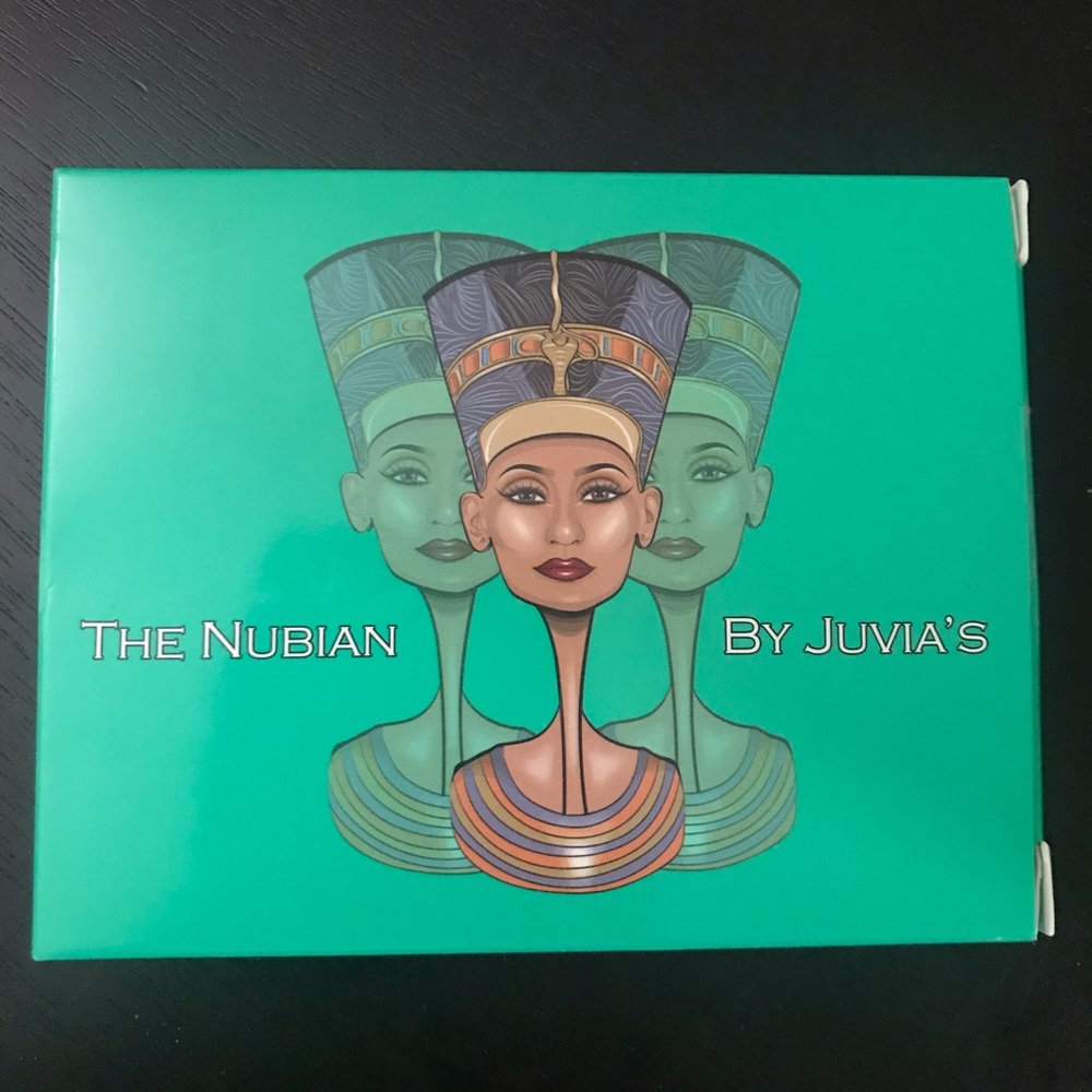 The Nubian mini eyeshadow palette